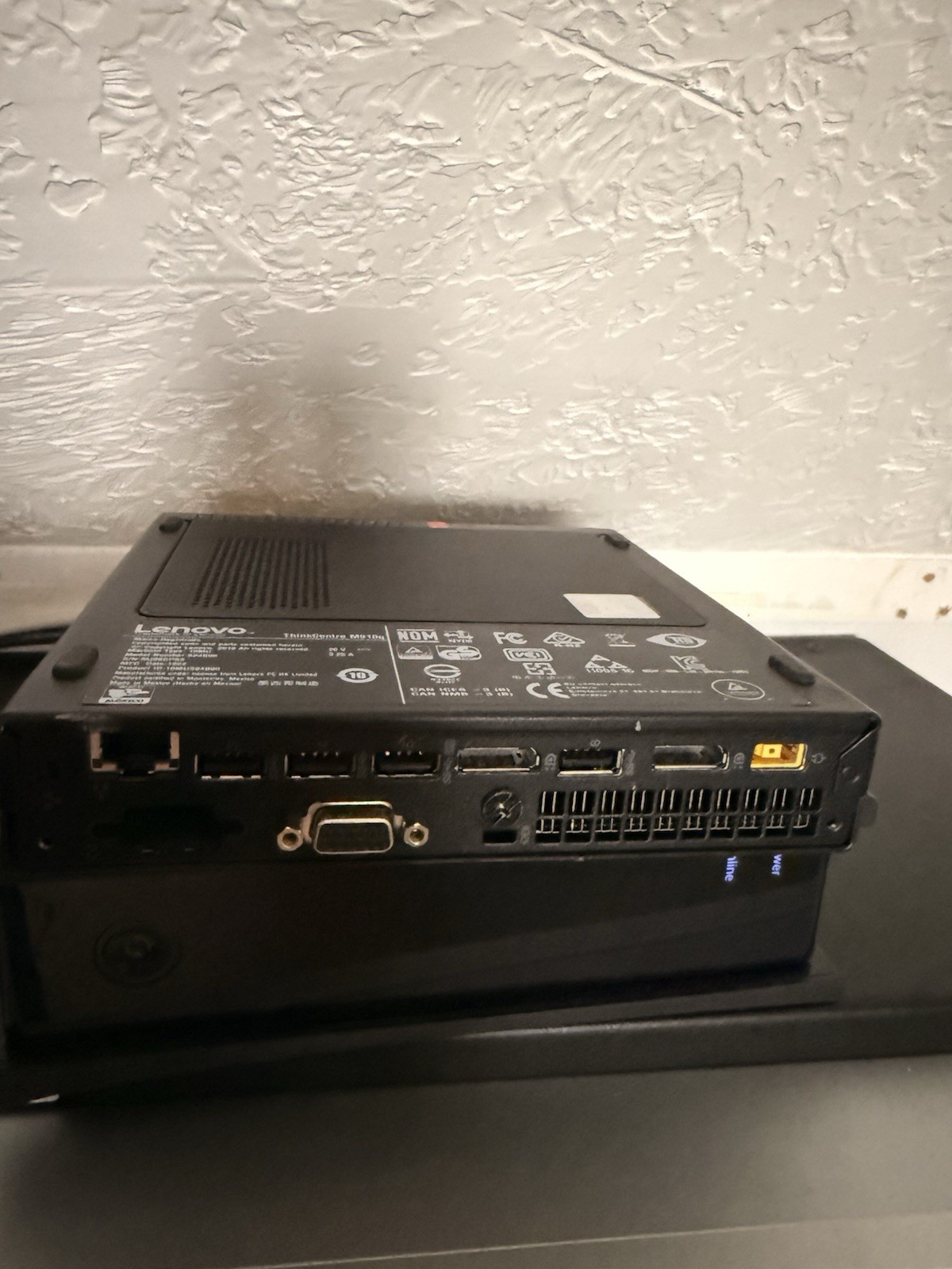 Lenovo ThinkCentre M910q Tiny Desktop
