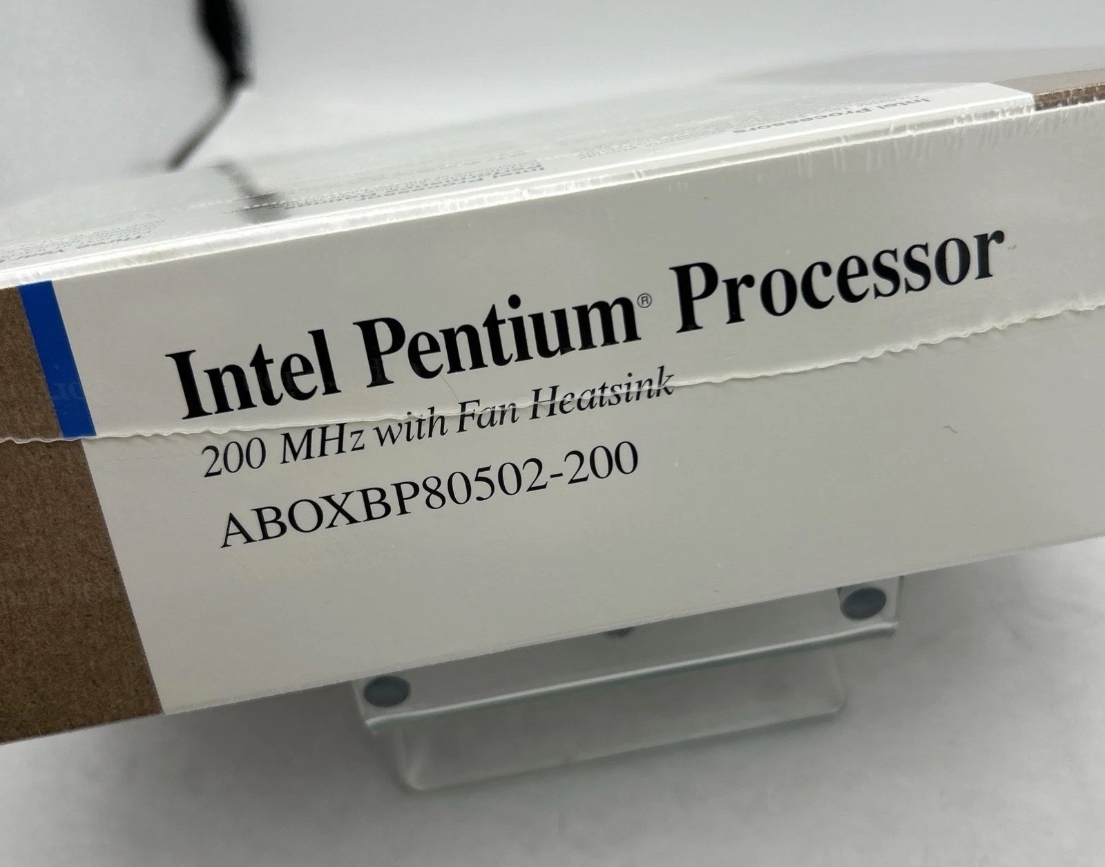 NEW Retail Box Intel Pentium Processor 200MHz CPU 1997 Collector Grade SY045