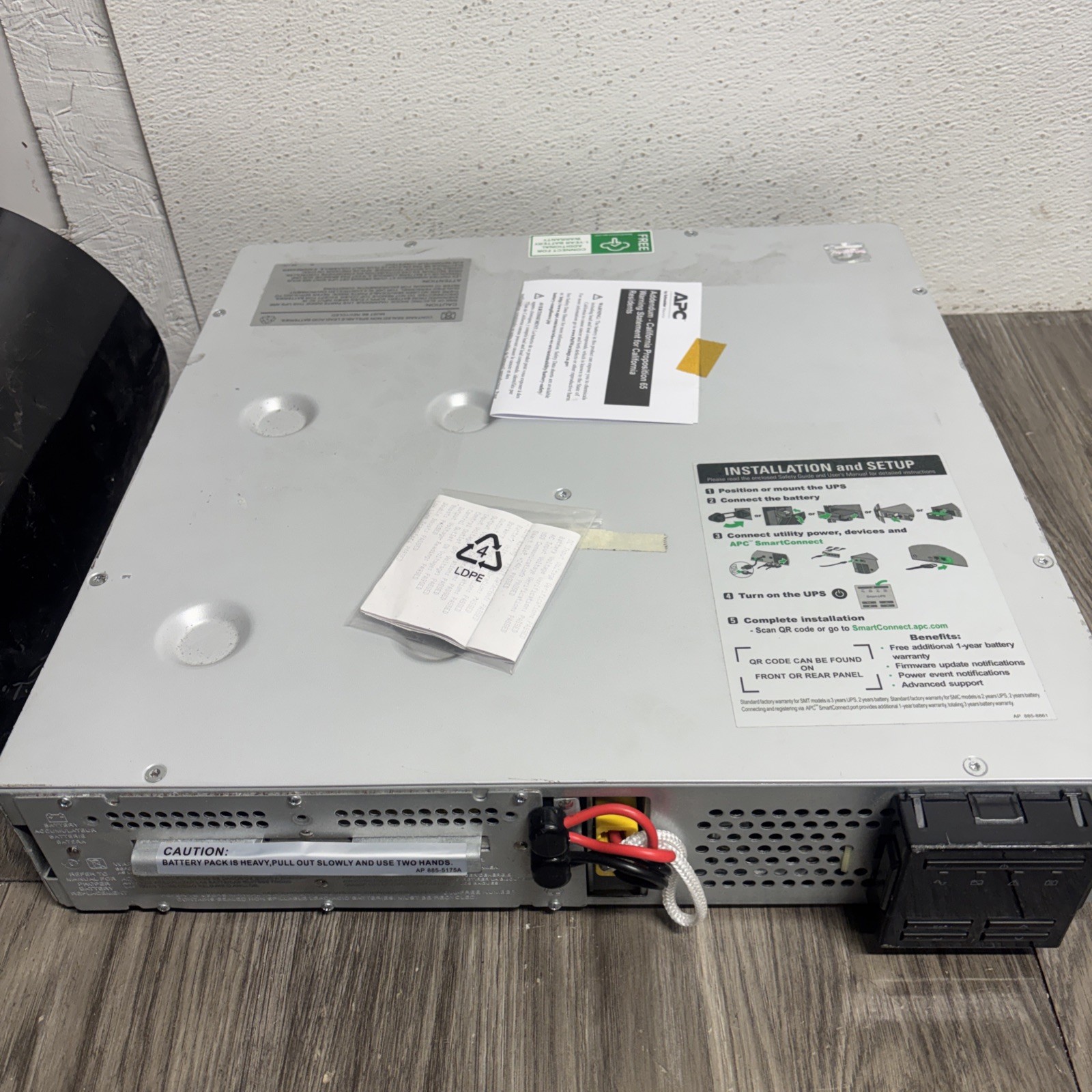 APC SMT1500RM2UC SmartConnect UPS Power Backup LCD 1500VA 1000W 120V #⬇️