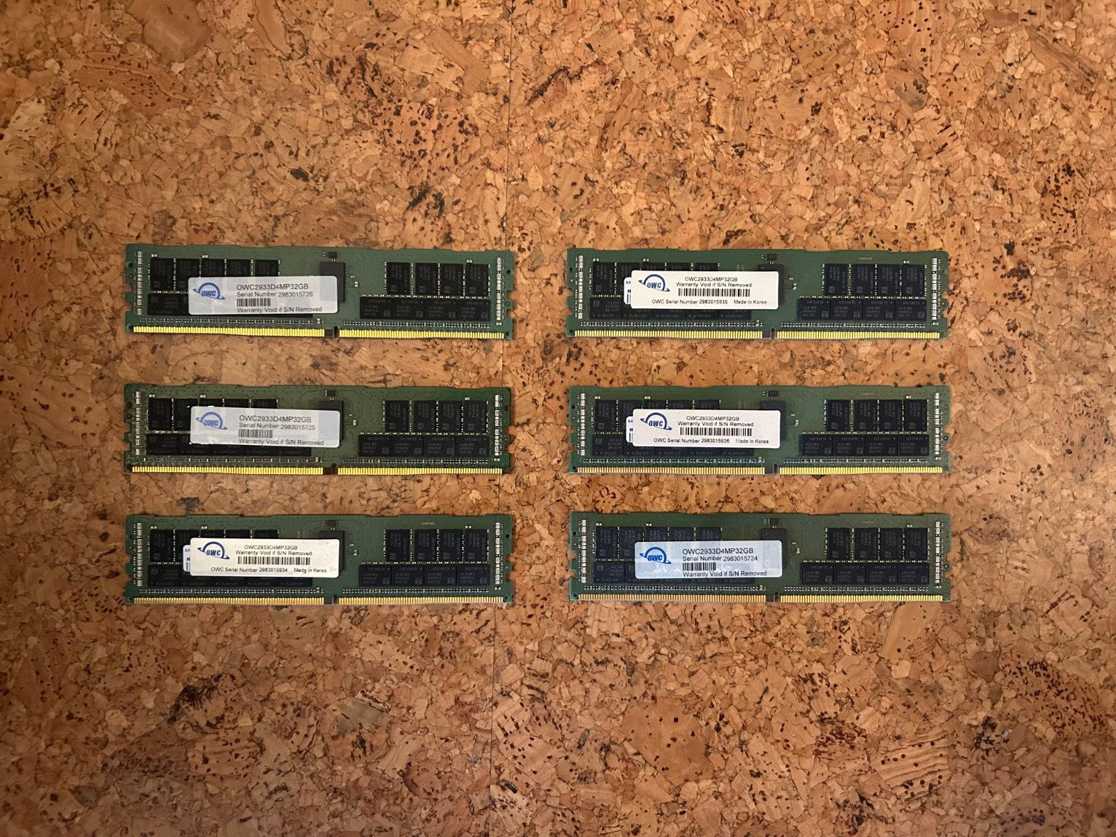 OWC 32GB RAM (6x in photo) PC23400 DDR4 ECC-R 2933MHz RDIMMs – for Mac Pro 2019