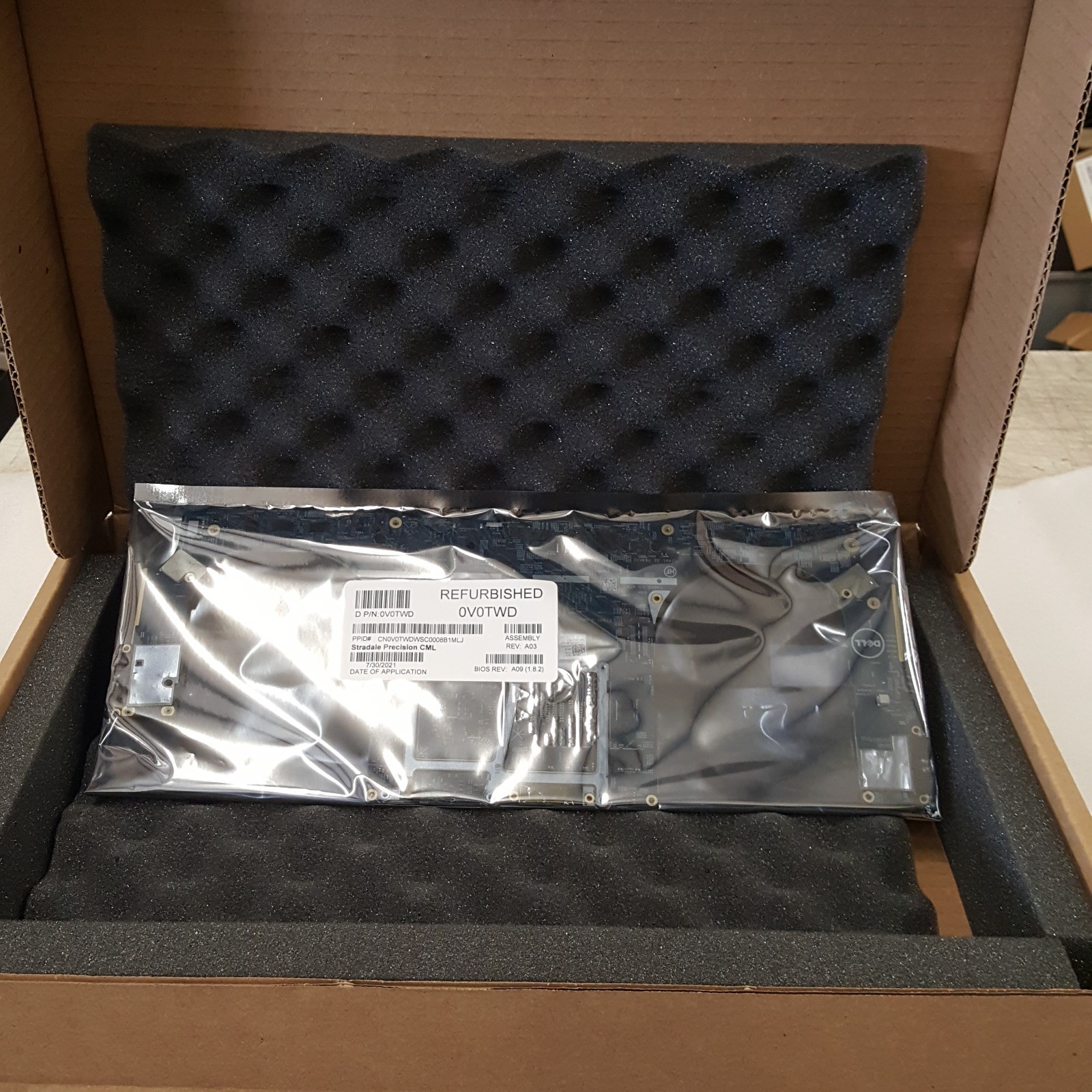 DELL Precision 17 5750 XEON W-10885M CPU + RTX 3000 MOTHERBOARD – V0TWD