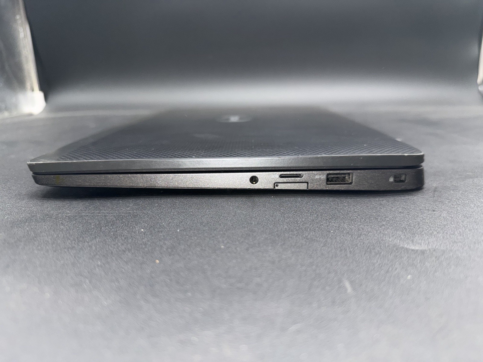 Dell Latitude 7400 14″ Touch Intel Core i7-8665U 16GB RAM 256GB SSD Black W11Pro