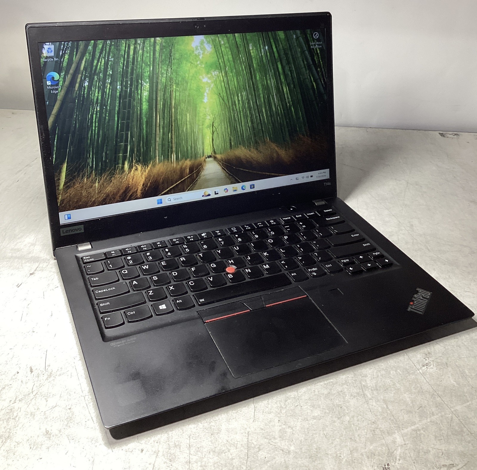 Lenovo ThinkPad T14s Gen 1 14″ i7-10610U @ 1.80GHz 16GB RAM 256GB SSD