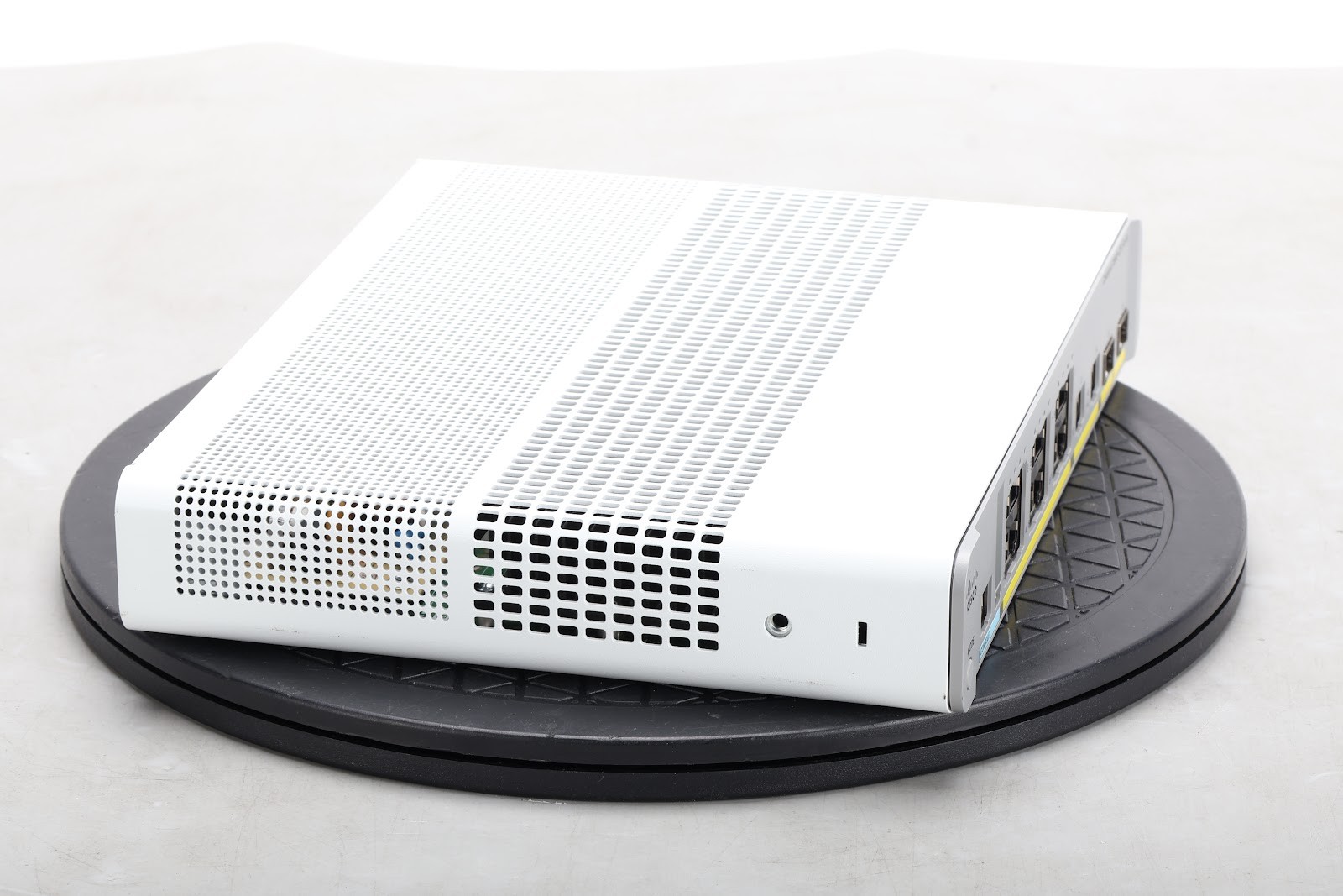 Cisco WS-C3560CX-12TC-S 12-Port Gigabit Ethernet Compact Layer 3 Managed Switch