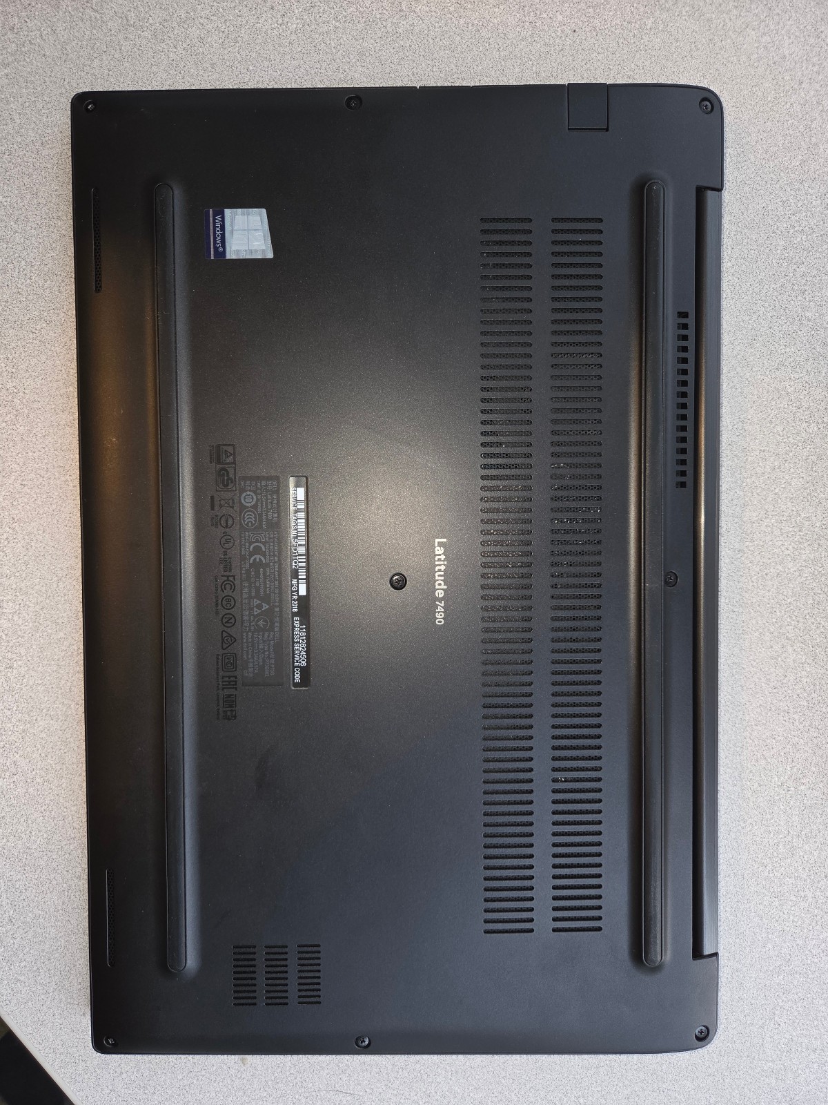 Dell Latitude 7490 14″ Laptop Intel Core I7-8650U @1.90GHz NO RAM/SSD/BAT AS-IS