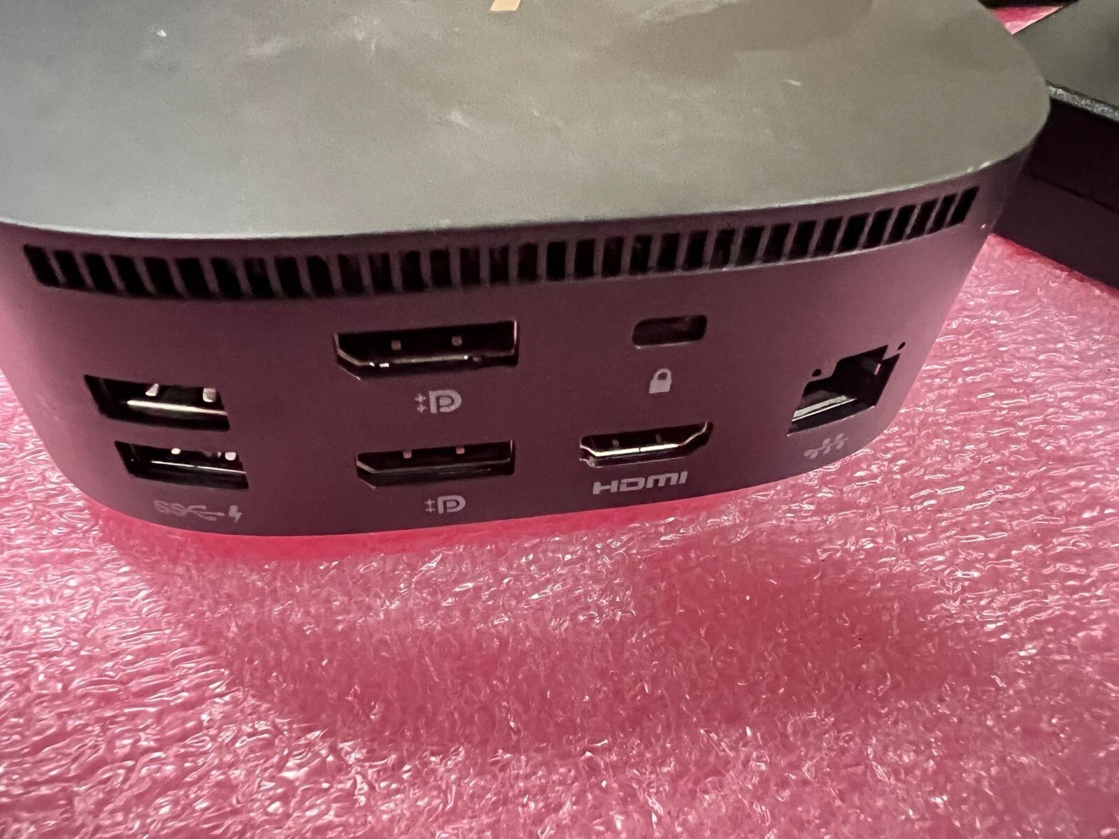 HP USB-C Universal Dock Docking Station G5 5TW10UT#ABA – No Power Adapter