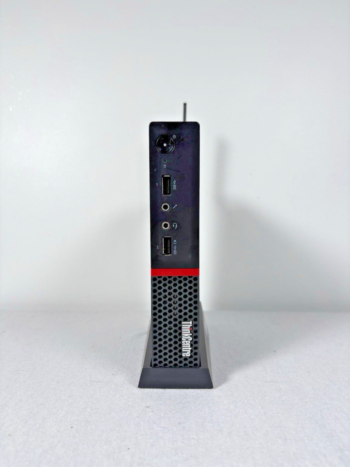 Lenovo ThinkCentre M715q Tiny PC AMD A6-8750E@3.0GHz 8GB RAM 128GB SSD W10 Pro