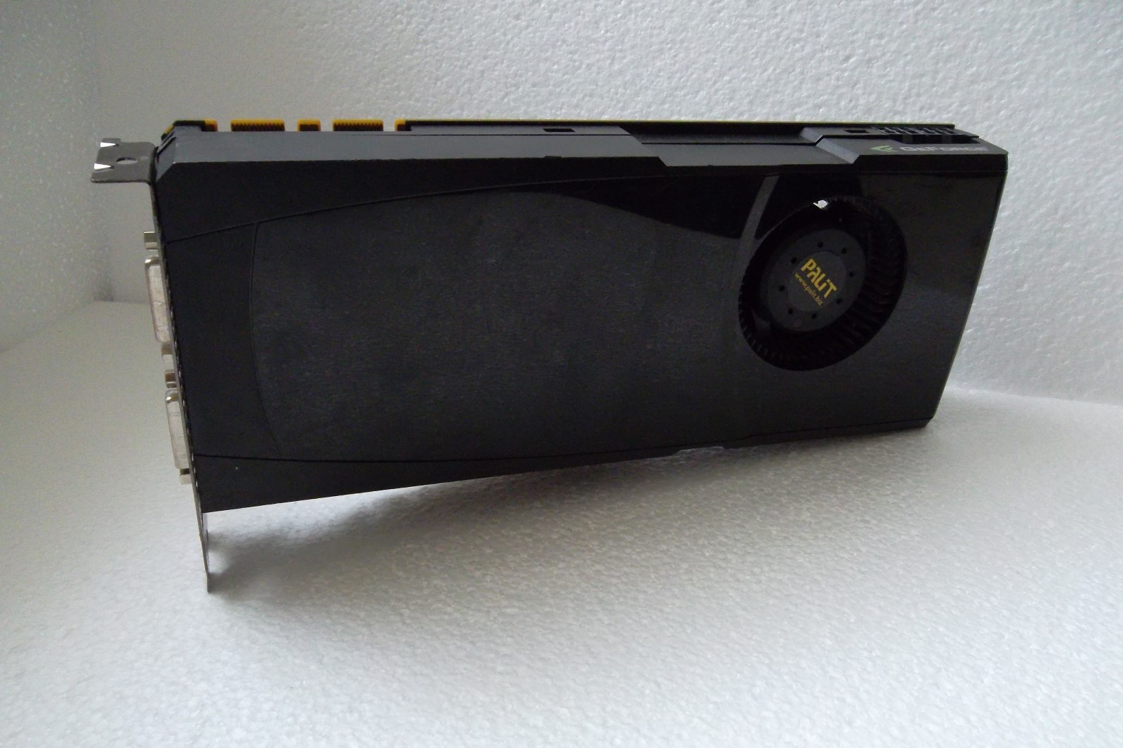 Palit GeForce GTX 470 Graphics Card PCIe 1.28GB Dual DVI HDMI NE5X470F09DA-P1025