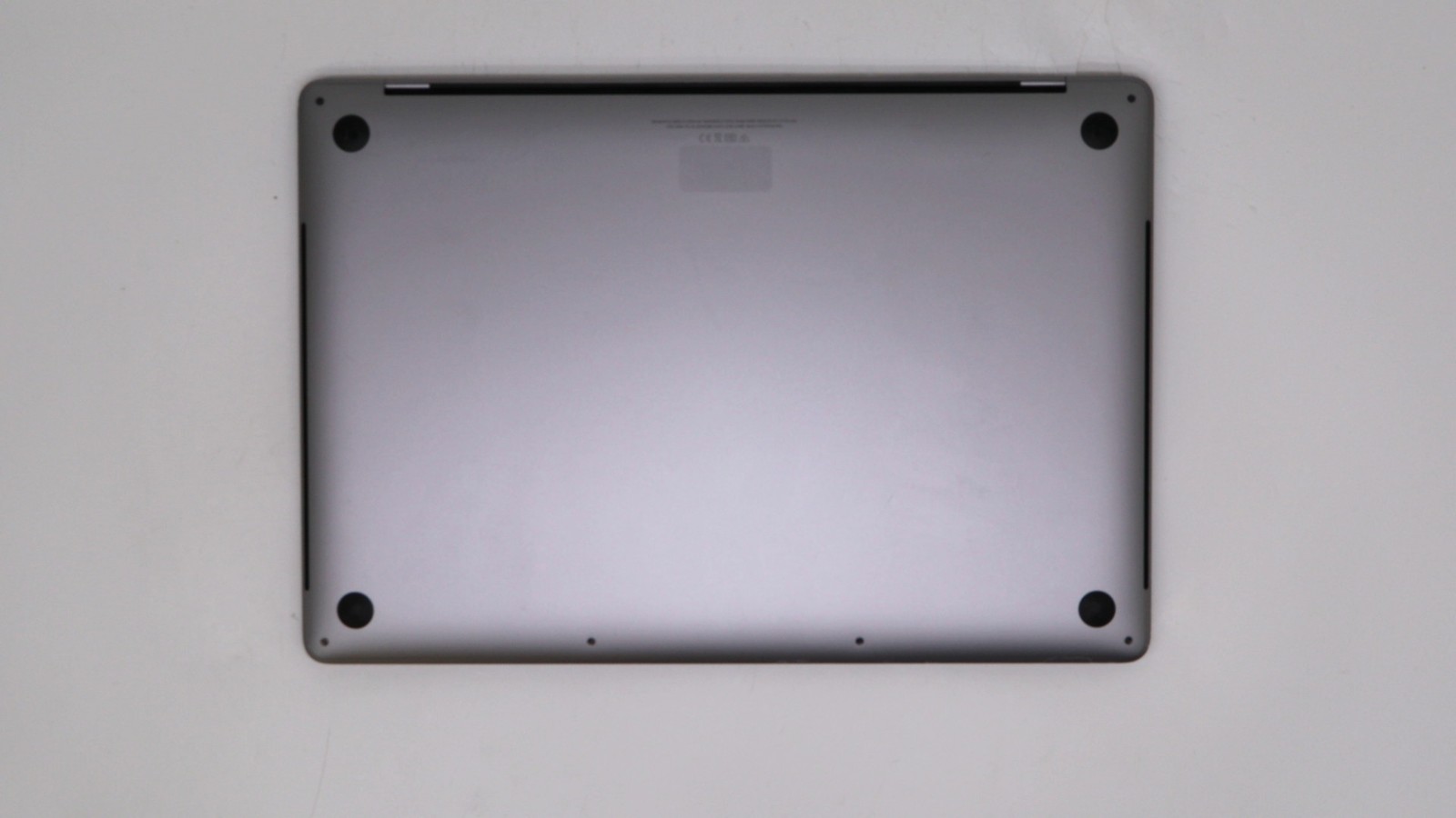 Apple Macbook Pro 15″ i9-9980HK 32GB 512GB – Very Good