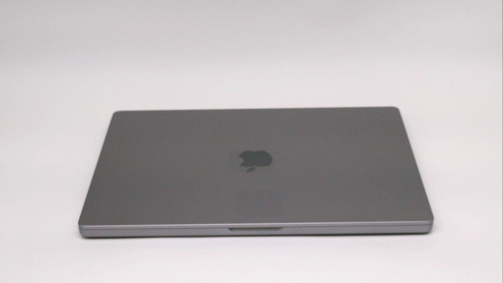 Apple Macbook Pro 16″ M1 Max 10-Core 32GB 1TB GBR KBD – Good