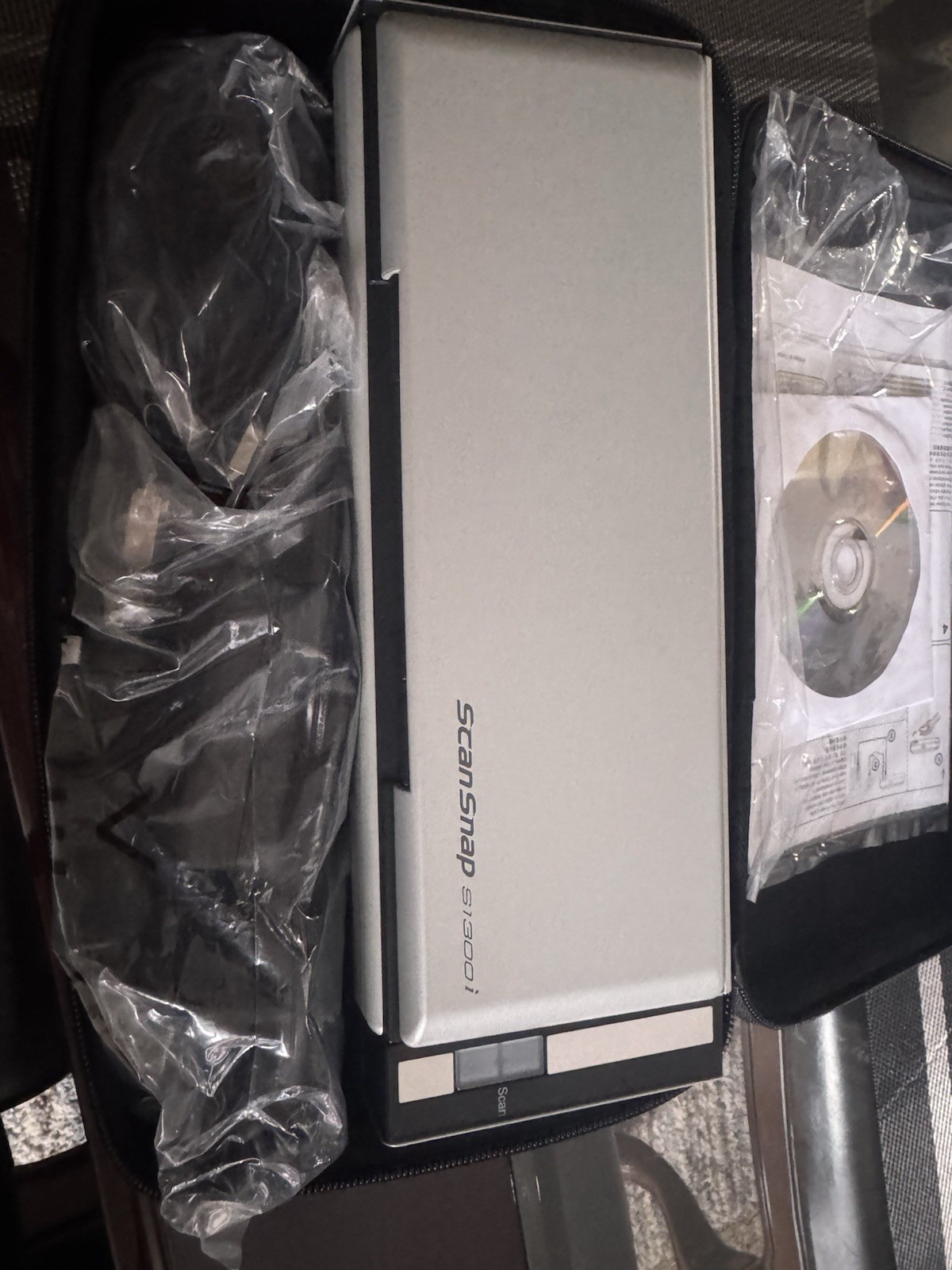 ScanSnap S1300i Desktop Document Scanner 600 dpi Duplex USB 2.0 A4