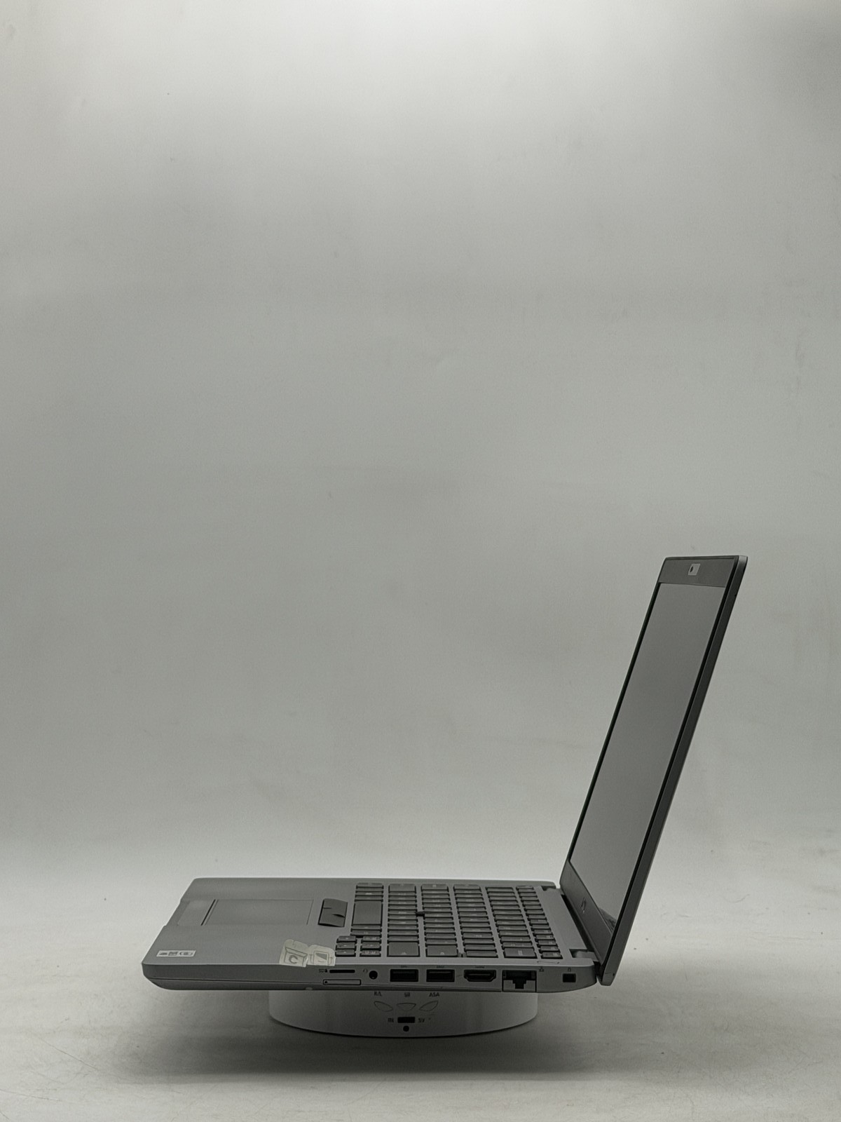 Dell Latitude (5410) 14in i5-10310U | 8GB 256GB NO OS Read