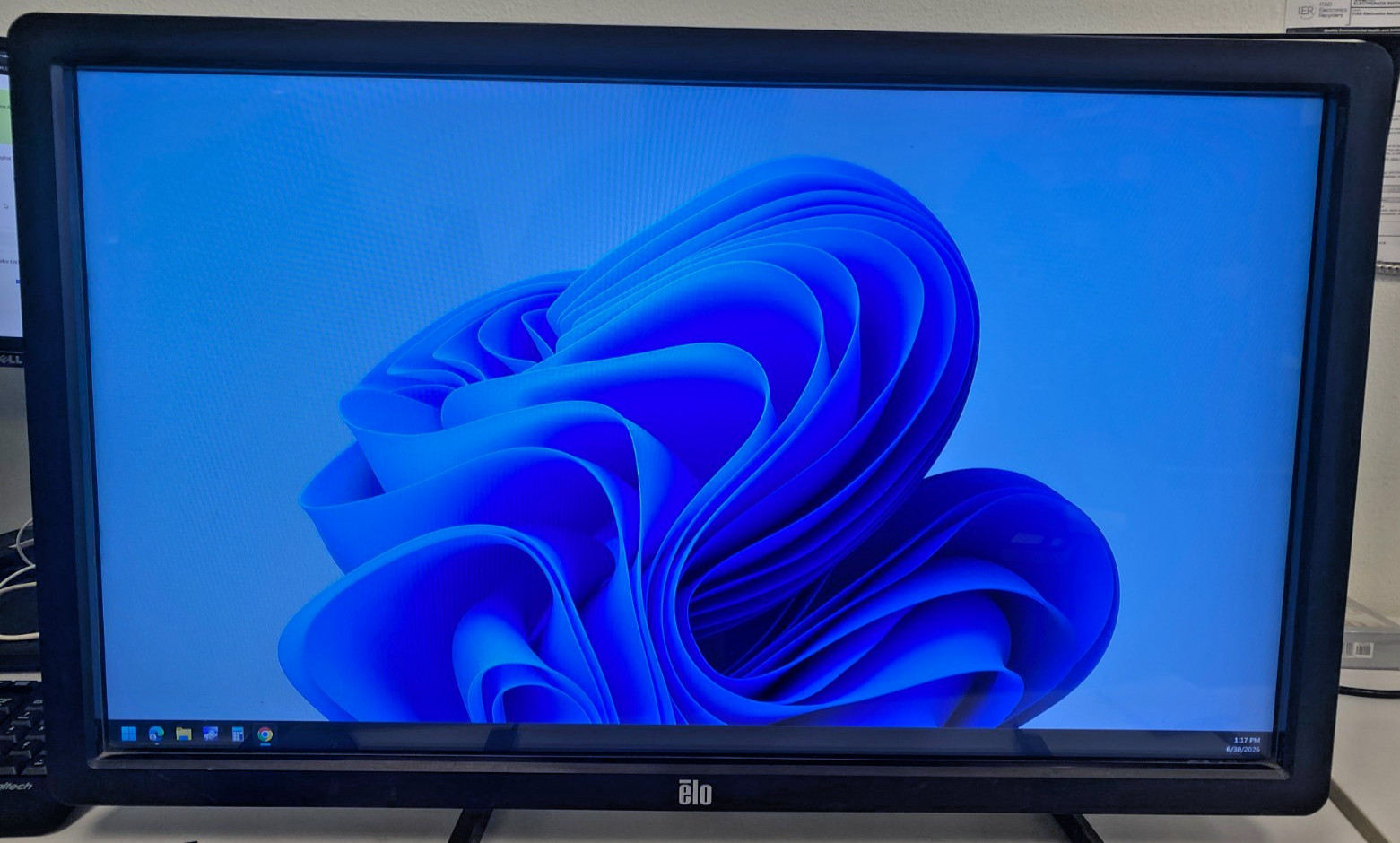 USED Elo ET3202L 32″ Interactive Touchscreen Display Digital Signage LCD W/Stand