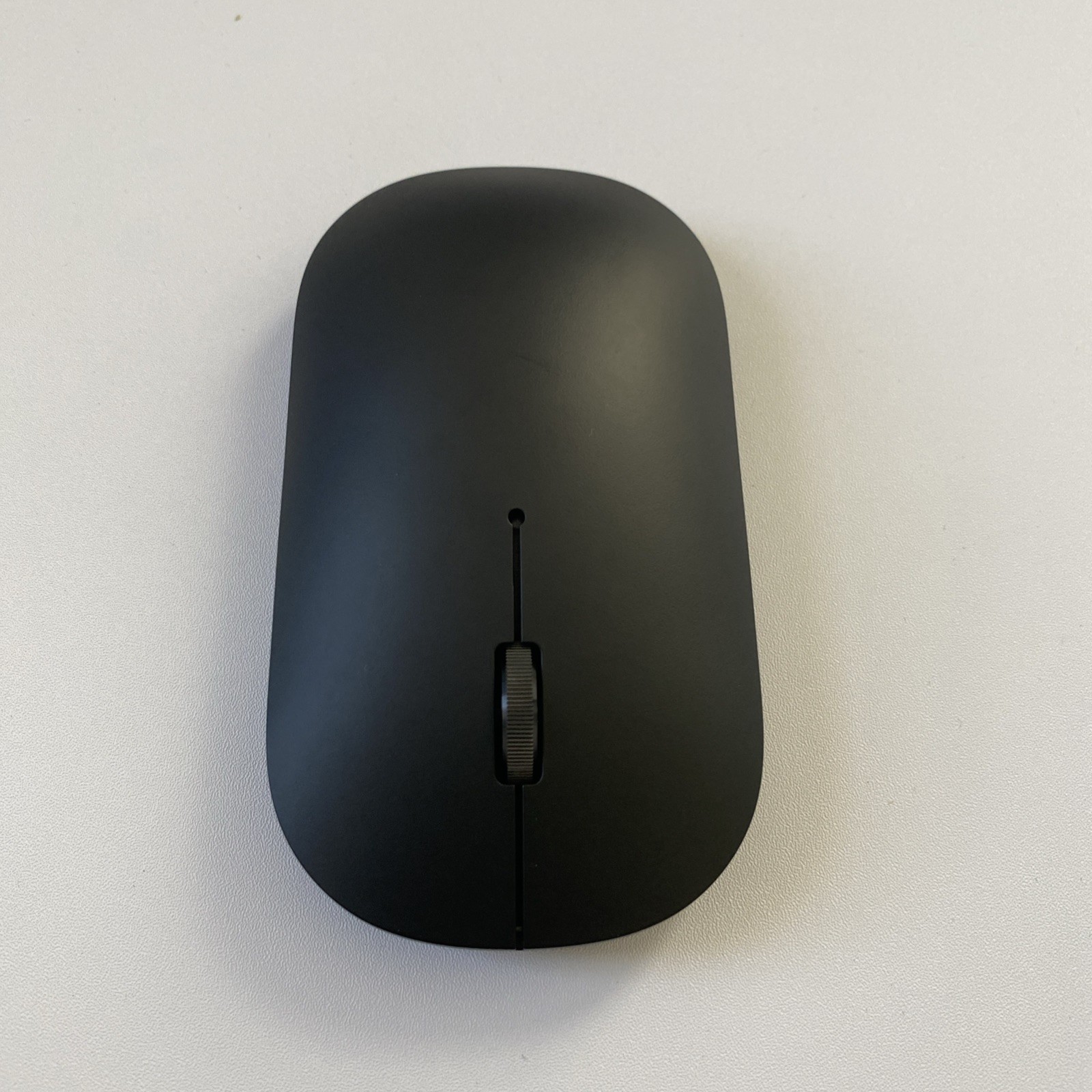 Insignia – Wireless Optical 3-Button Travel Mouse – Slim – Black
