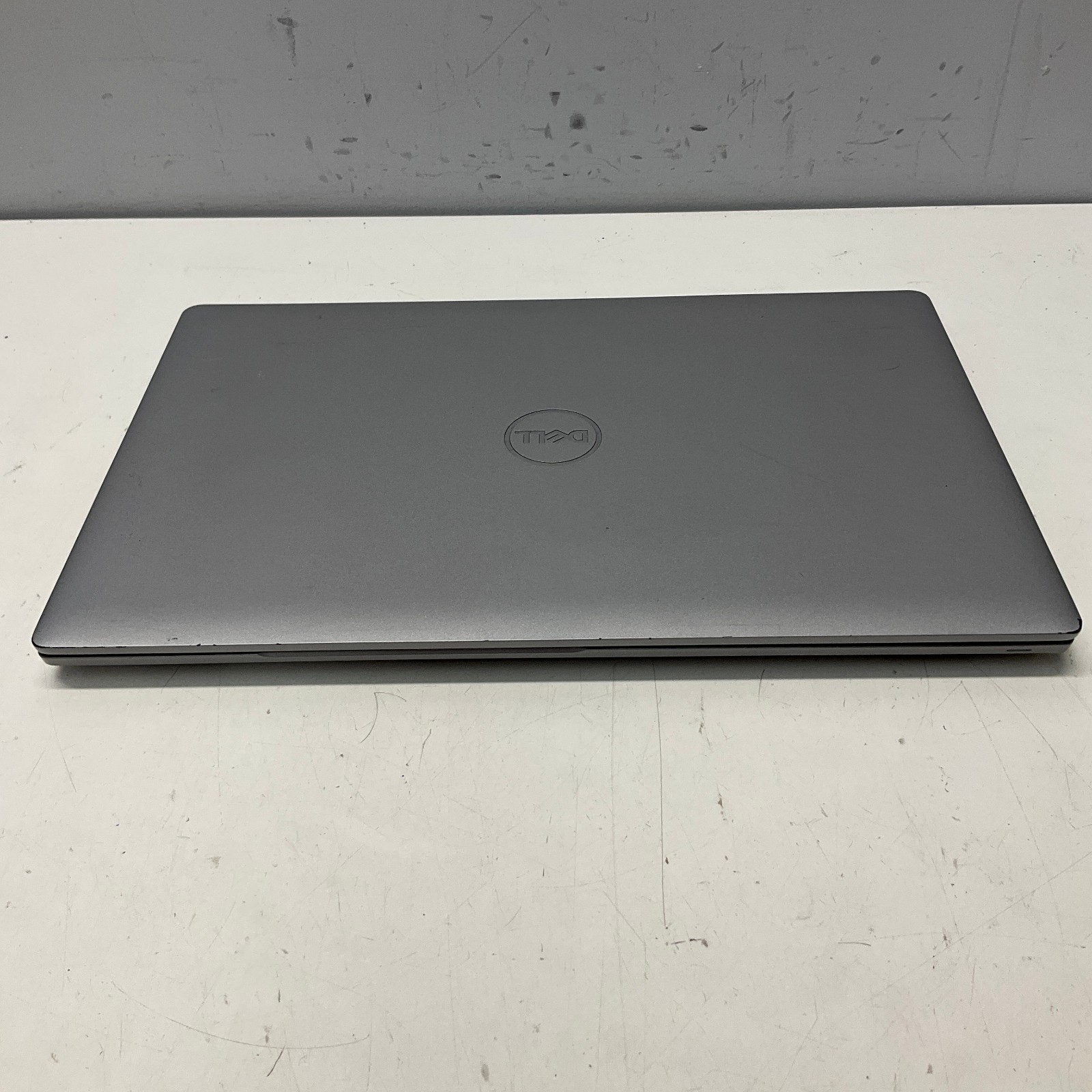 Dell Latitude 5520 15.6″ i7-1185G7 1.8GHz 4GB 128GB SSD Windows 11 Pro Laptop