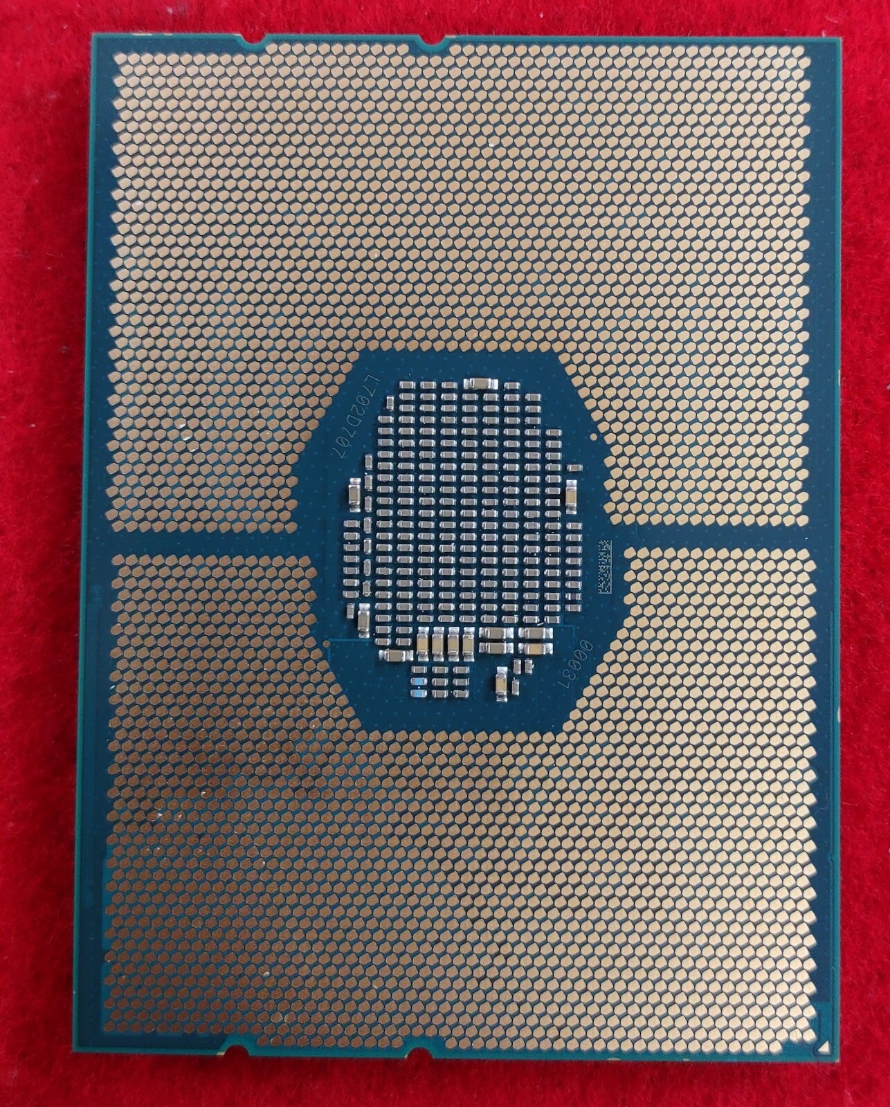 Intel Xeon Platinum 8124M 3.00GHz 24.75MB LGA3647-0 18-Core CPU Processor SR37R