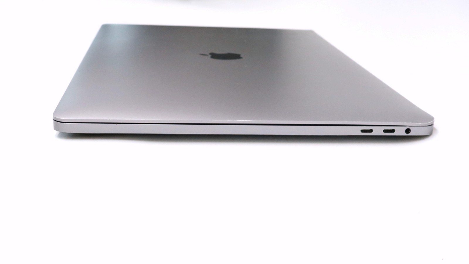 Apple MacBook Pro 16 Core i9 32GB 1TB Gray 2019 – Used Good BAD BATTERY