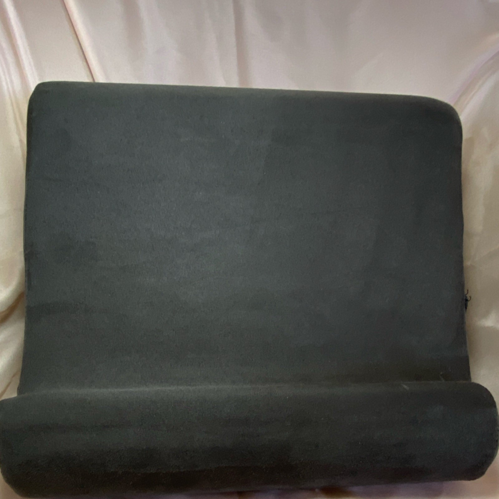 Pillow Pad Tablet Pillow Stand Freestanding Black Fabric Holder