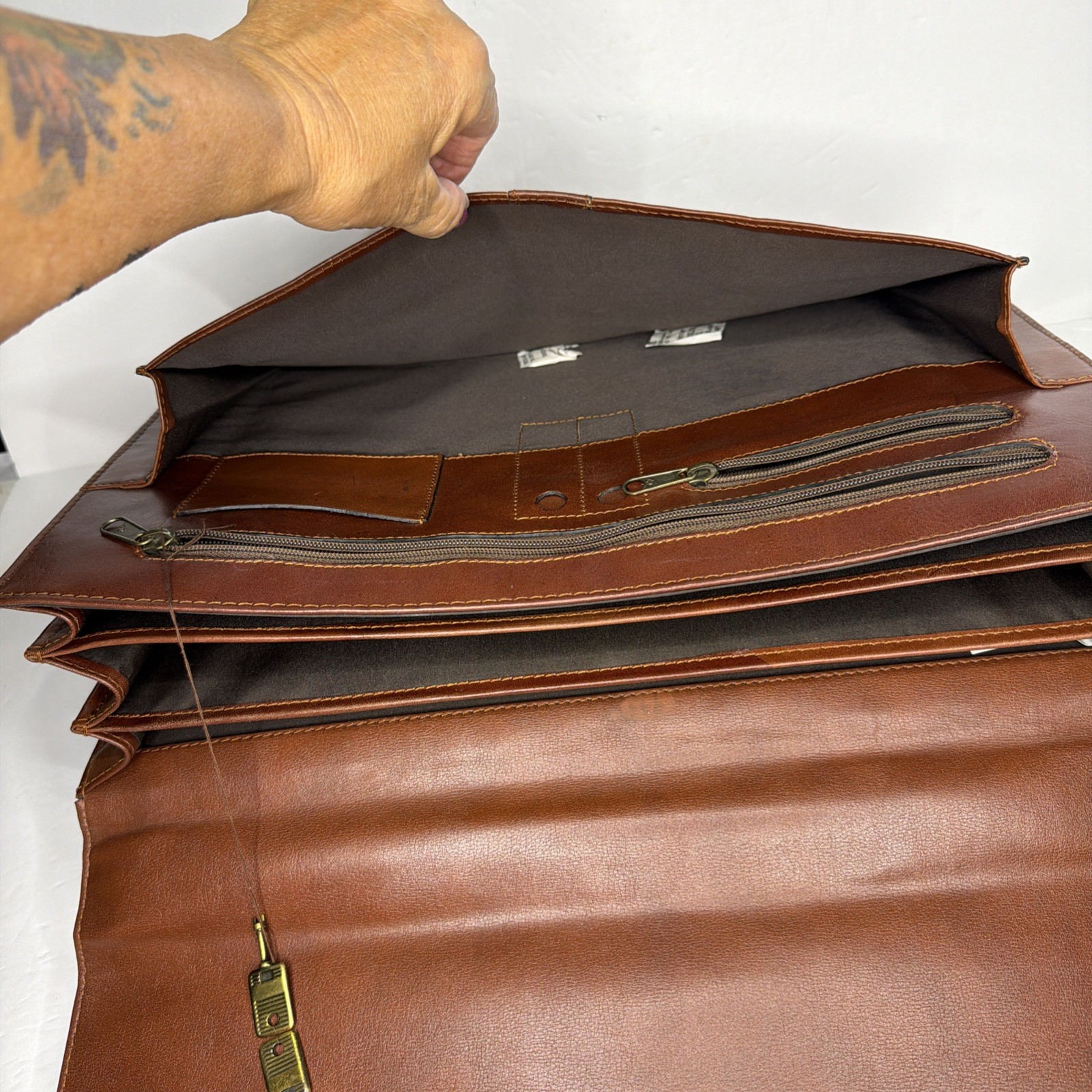 Stebco Top Grain Leather Briefcase Attaché Messenger Bag 2 Brass Keys Brown New