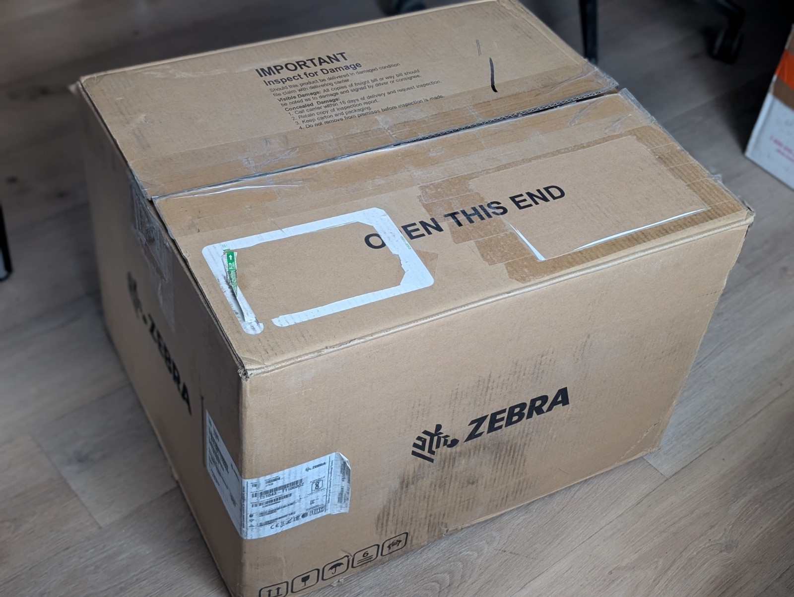 *New Old Stock* Zebra ZT51043-T210000Z ZT510 Industrial Thermal Label Printer