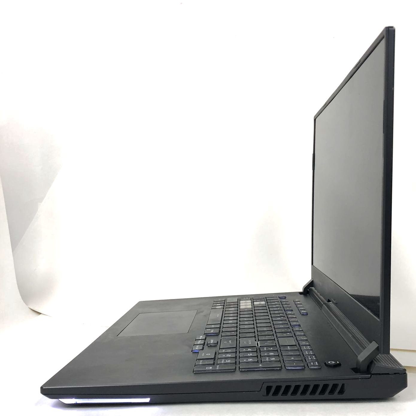 ASUS 2021 ROG Strix G17 Gaming Laptop/Ryzen 9/8GB/No HD