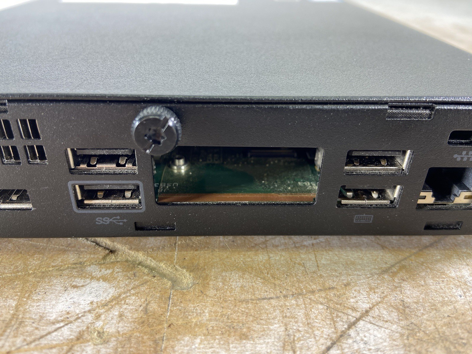 HP PRODESK 400 G4 DM i5-8500T @ 2.10GHz, 8GB RAM, NO HDD/OS