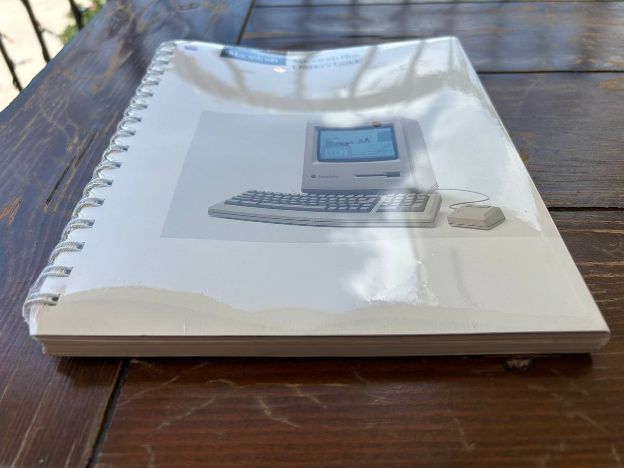 Apple Macintosh Plus Owner’s Guide User Manual 030-1242-A. Sealed. #2