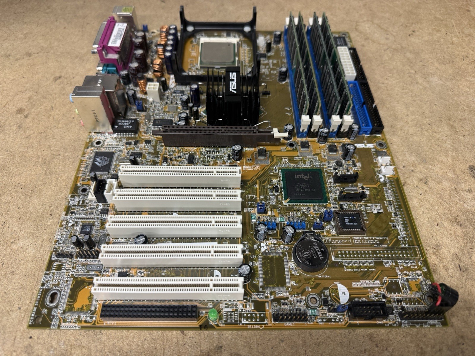 Asus P4P800 SE Mobo + Intel Pentium 4 3Ghz CPU + 4GB DDR1 RAM + HD9600 128MB GPU