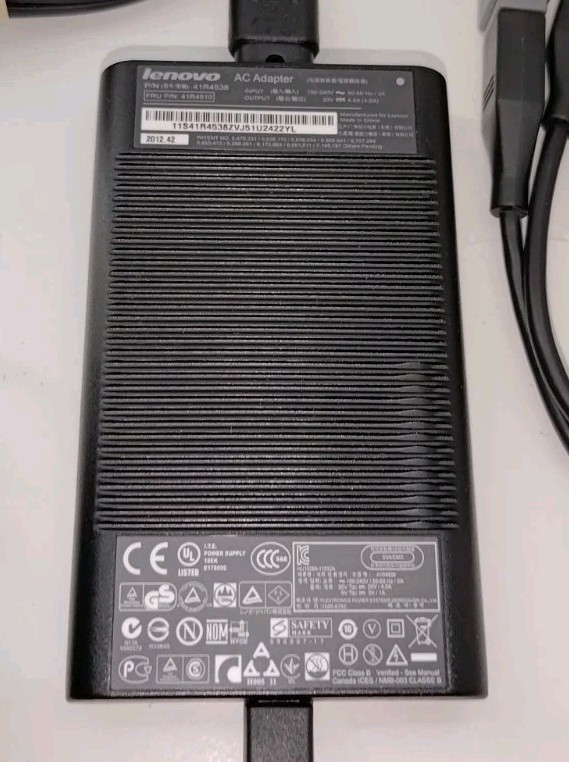 Lenovo 90W Ultra Slim AC/DC Combo Power Adapter & Car Charger 41R4538 20V 4.5A
