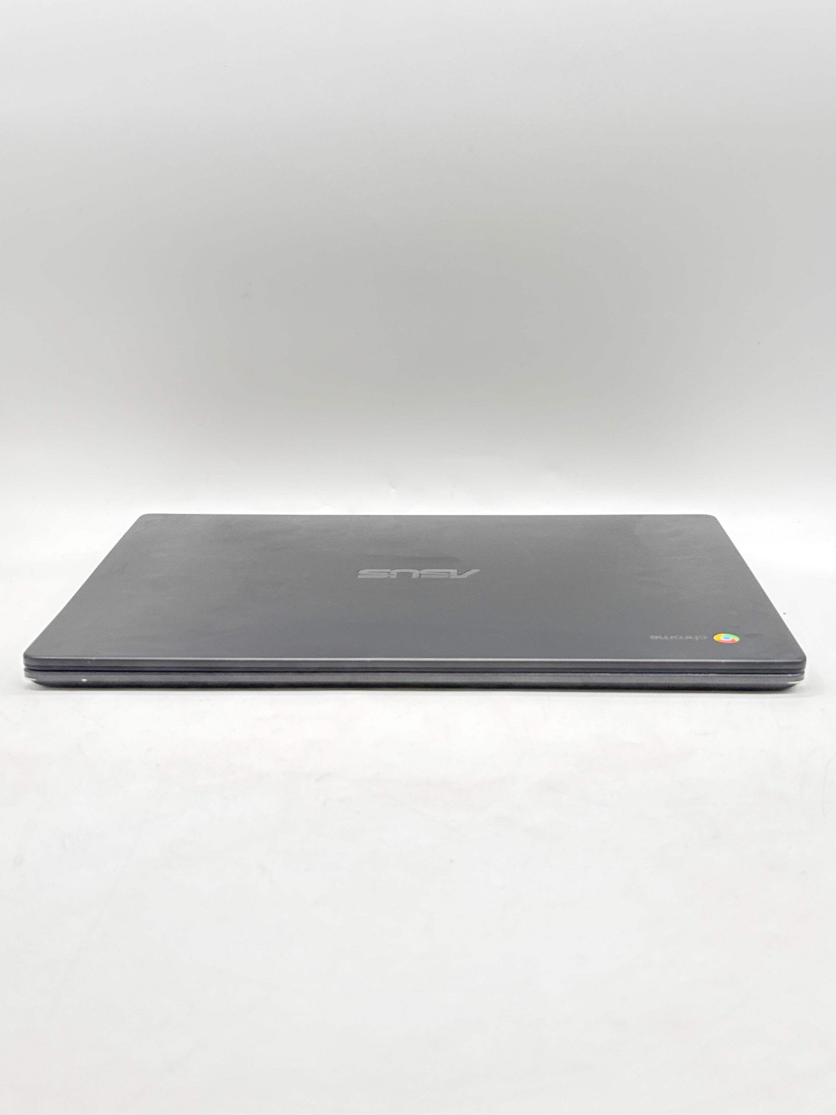 Asus Chromebook C423N 14″ Intel Celeron N3350 @1.1 GHz 4GB RAM 32GB eMMC