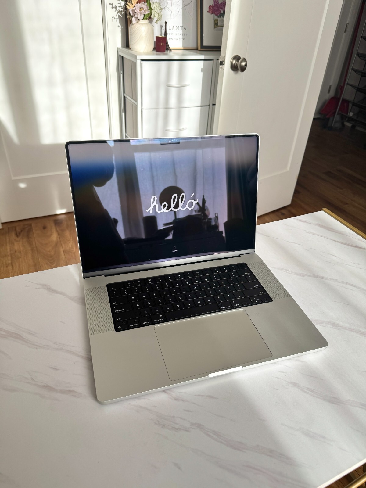Apple MacBook Pro 16″ (1TB SSD, M1 Pro, 16GB) Laptop – Silver – MK1F3LL/A…