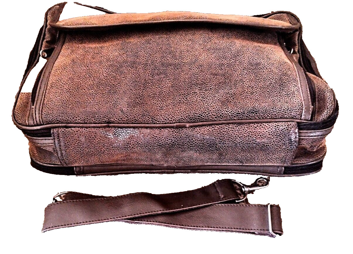 Pebble Grain Taupe Faux Suede Leather Messenger Briefcase ~ Laptop (17″) Bag GVC