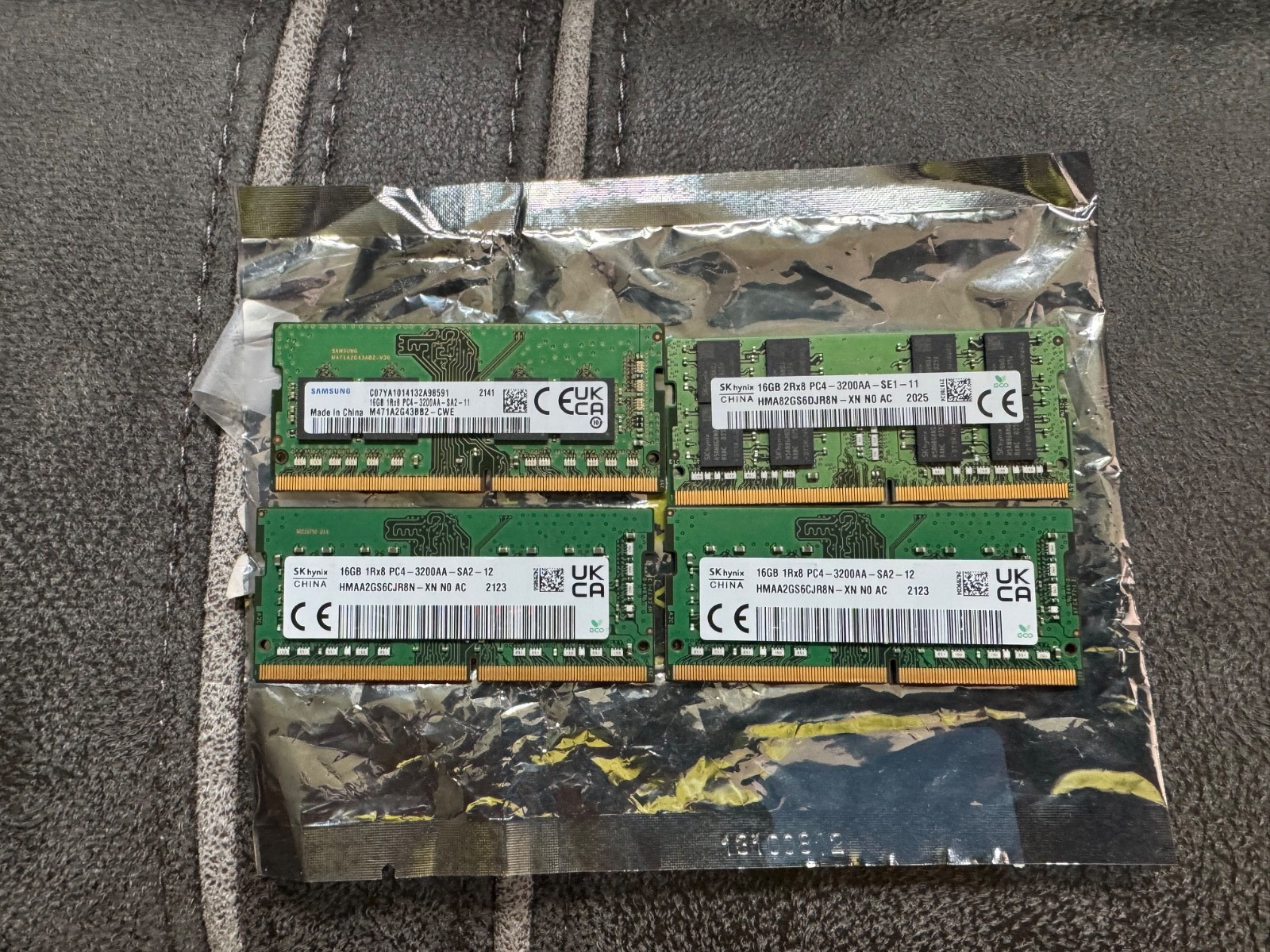 Hynix/Samsung 16GB PC4-25600 (DDR4-3200) SO-DIMM Memory (M471A2G43AB2-CWE)