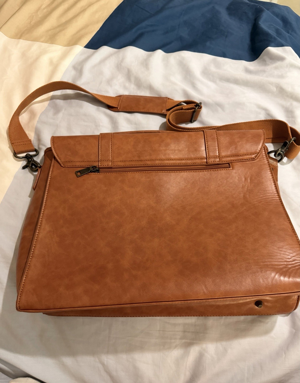 Brown Synthetic Leather Messenger Bag for 15″ Laptop