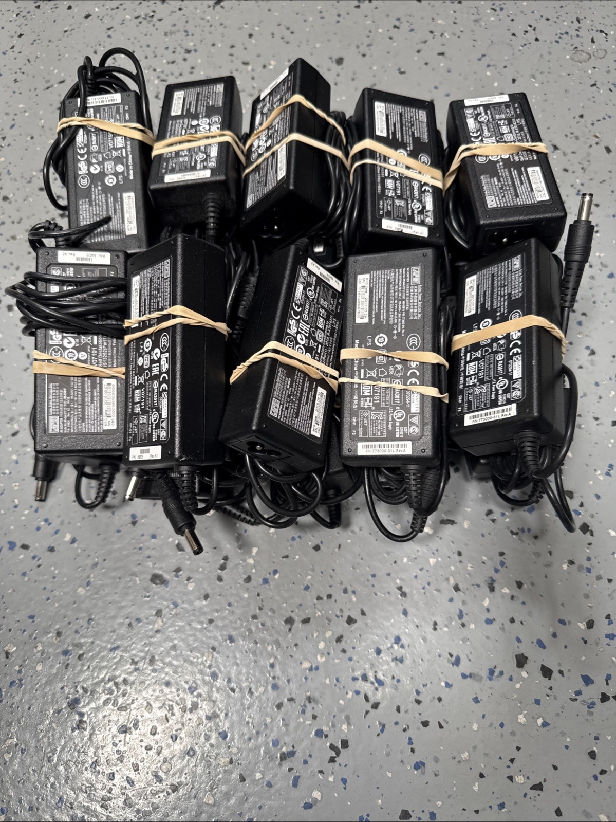 Lot of 20 APD NB-65B19 Adapter 19V 3.42A 65W Dell Wyse Thin Client 5.5mm NO CORD