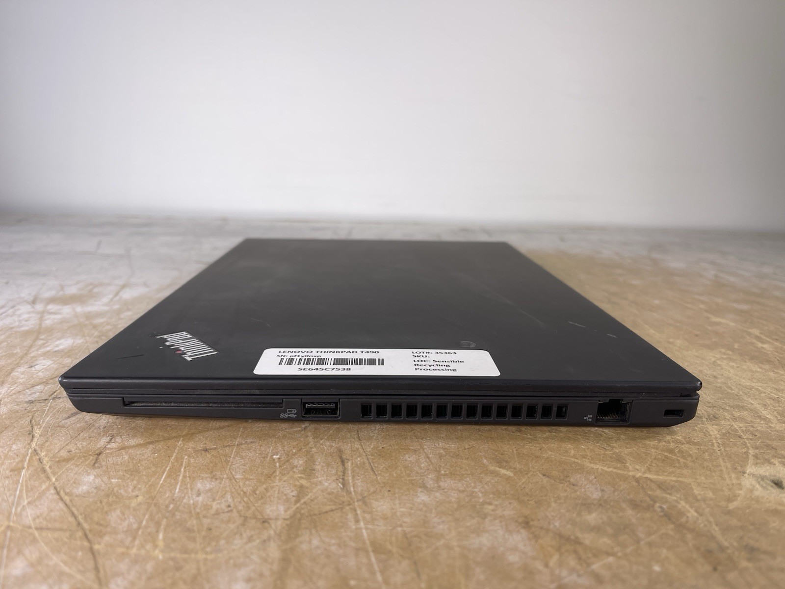 LENOVO THINKPAD T490 i7-8565U @ 1.80GHz, 24GB RAM, NO HDD/OS