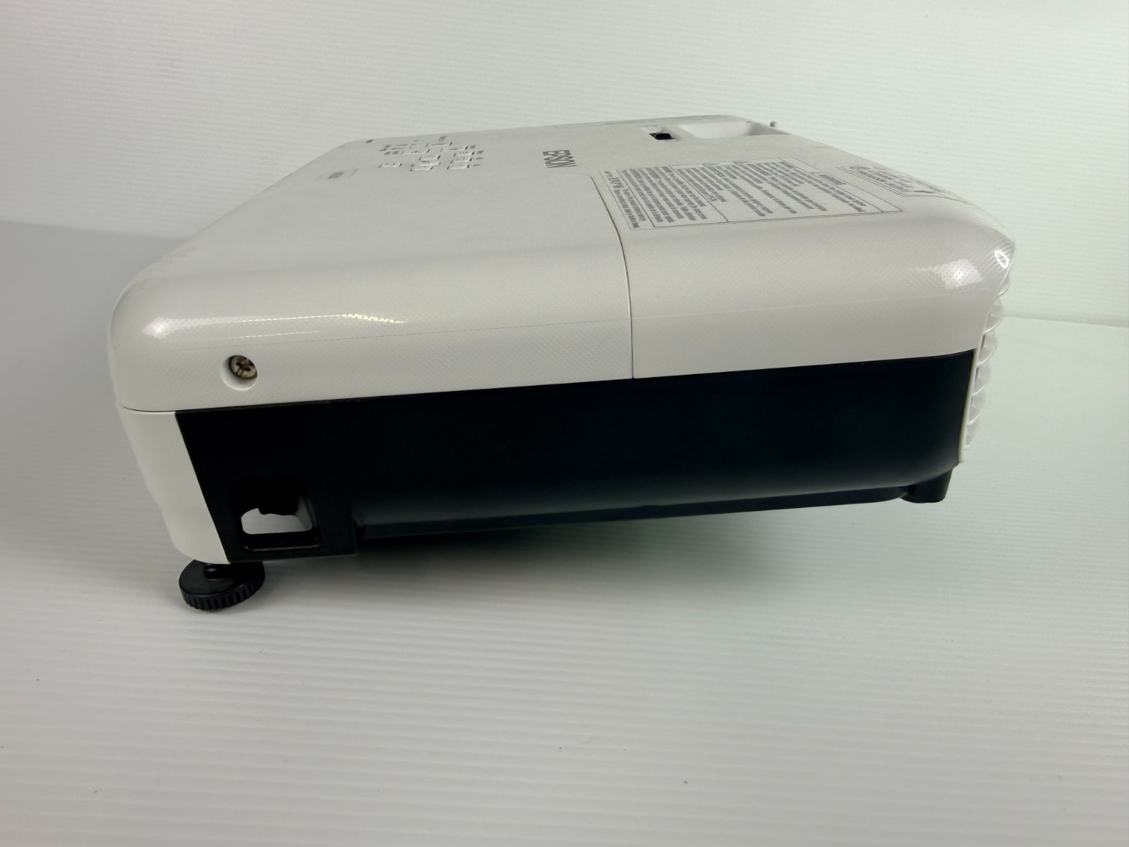 Epson 3LCD VS250 H838A 3200 Lumens Projector ~310Hrs