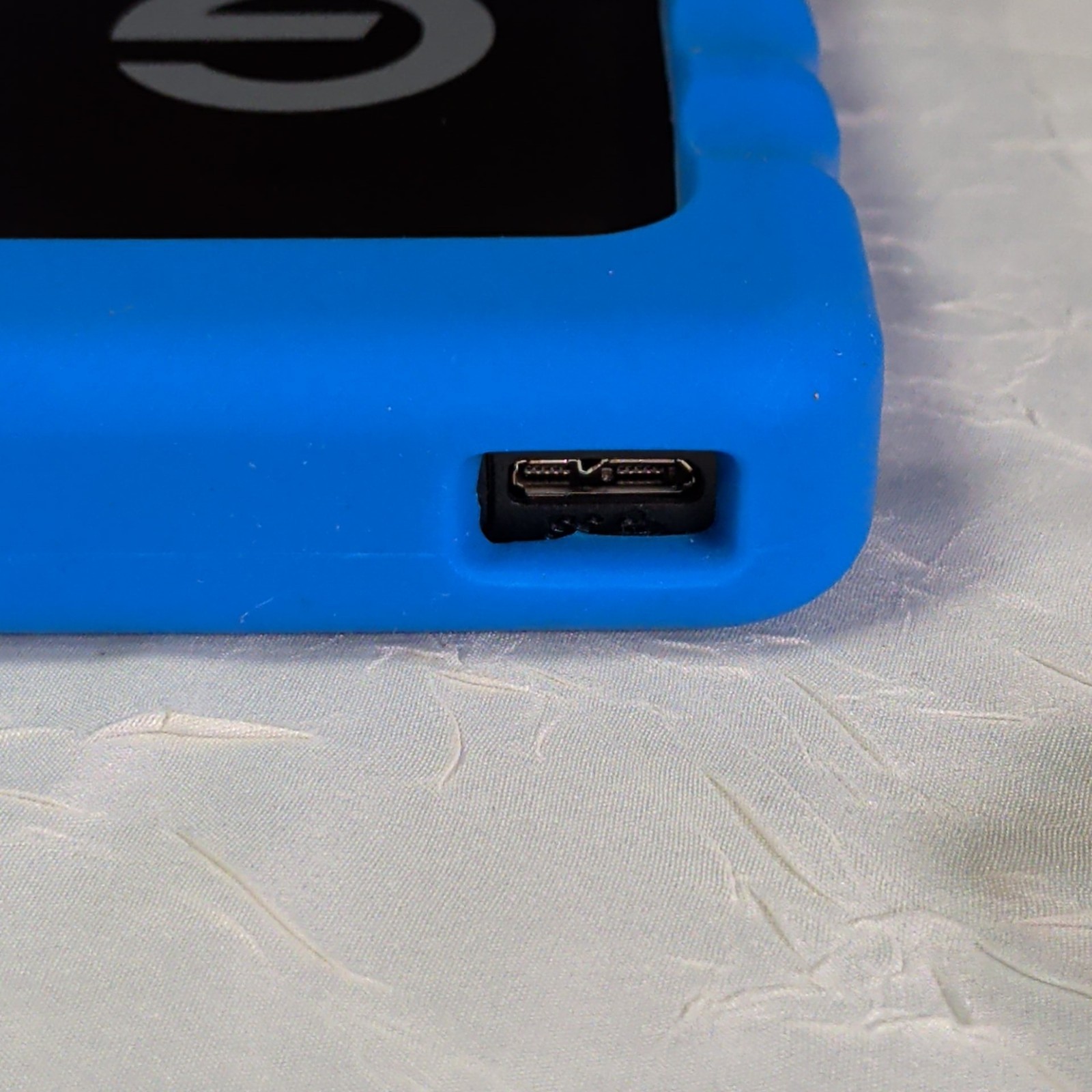 G-Drive External Hard Drive 1tb GDEVRAWNA10001BD8