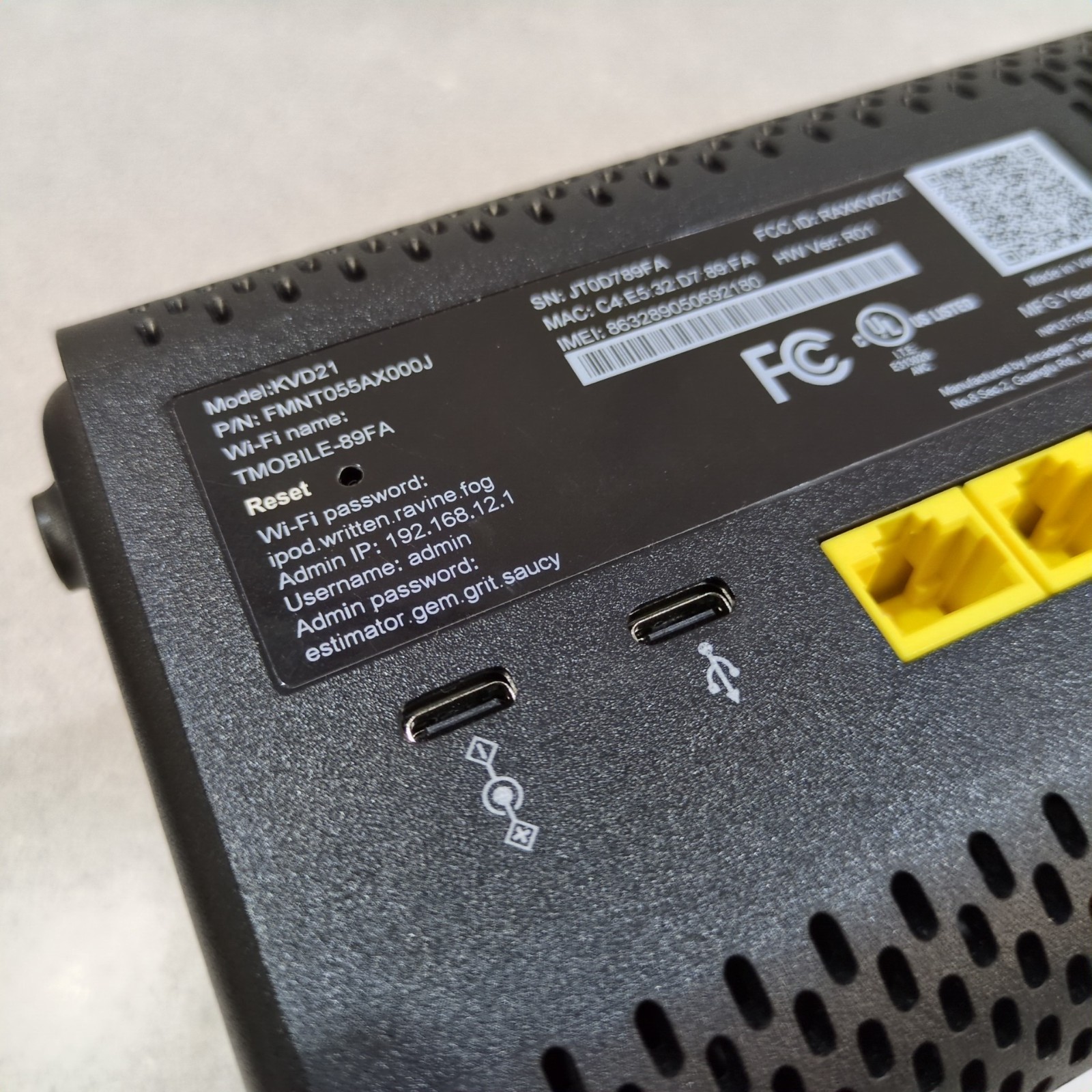T-Mobile ARC KVD21 5G Home Internet Wi-Fi Gateway – Black – Used NO ADAPTER
