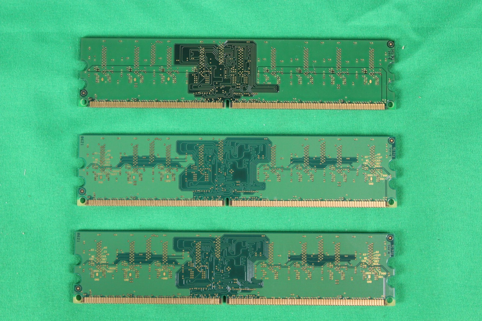 USED SAMSUNG 3 X 512MB PC2-4200U DDR2, 1.5GB TOTAL 1RX8, M378T6553CZ3-CD5