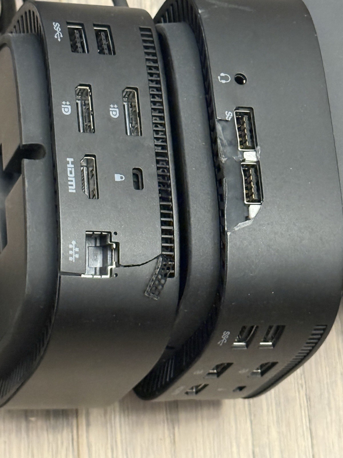 HP HSN-IX02 G5 USB-C Docking Station -Dock Only-Tested Works -Cracked Outer Case