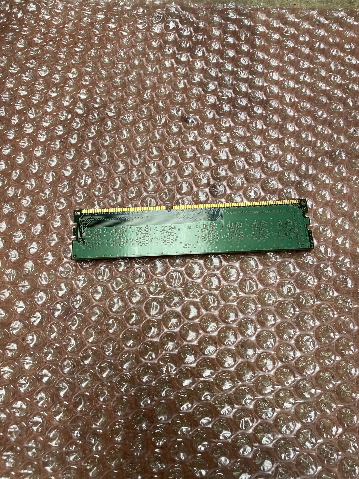 Samsung 4GB 240-Pin DDR3 1600 (PC3-12800) Desktop Ram M378B5173DB0-CK0