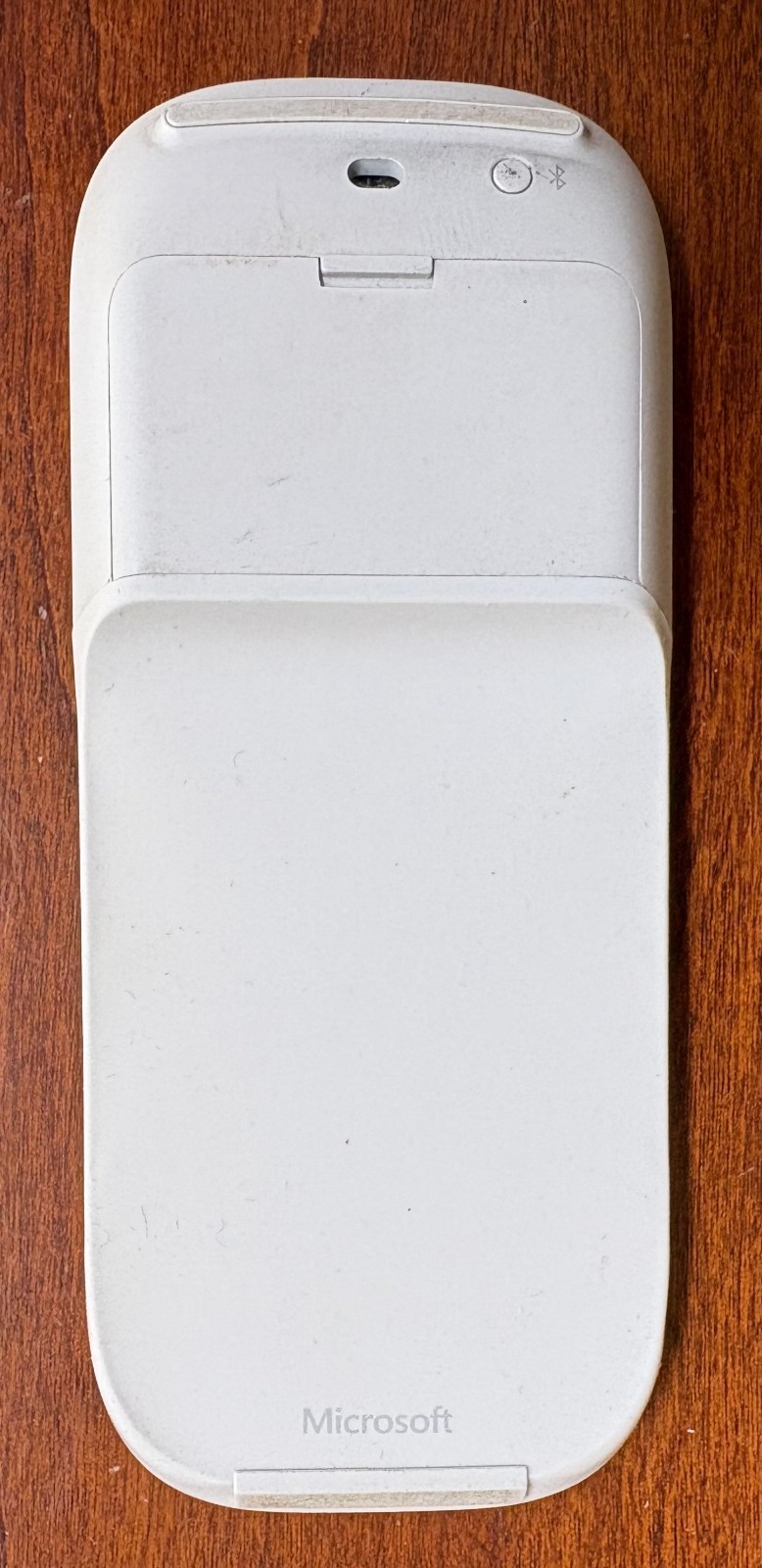 Microsoft Surface Arc BlueTrack Touch Mouse – Light Gray Model 1791 V1 [Bin: A]