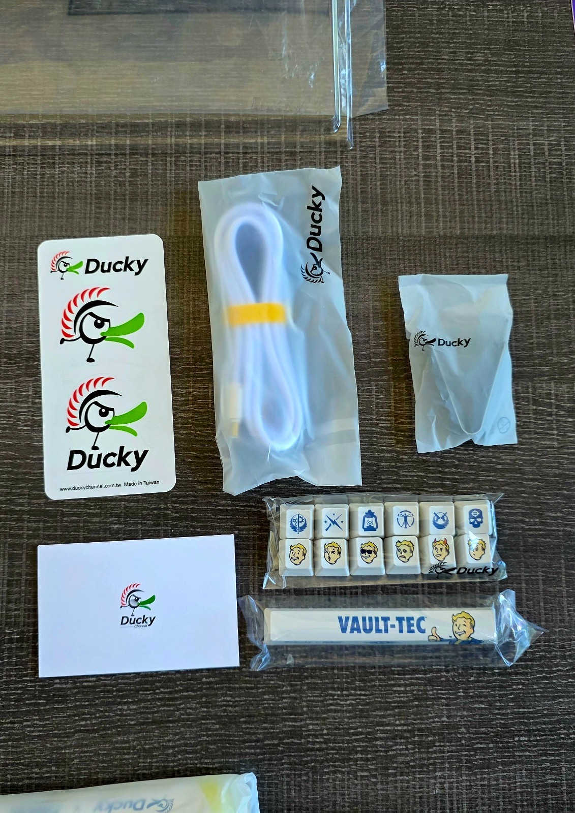 Ducky x Fallout Vault-Tec Edition wired Keyboard w/ Cherry MX Red