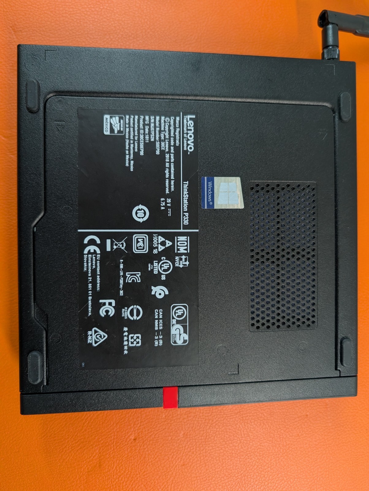 Lenovo ThinkStation P330 Tiny 16GB RAM No SSD with Adapter