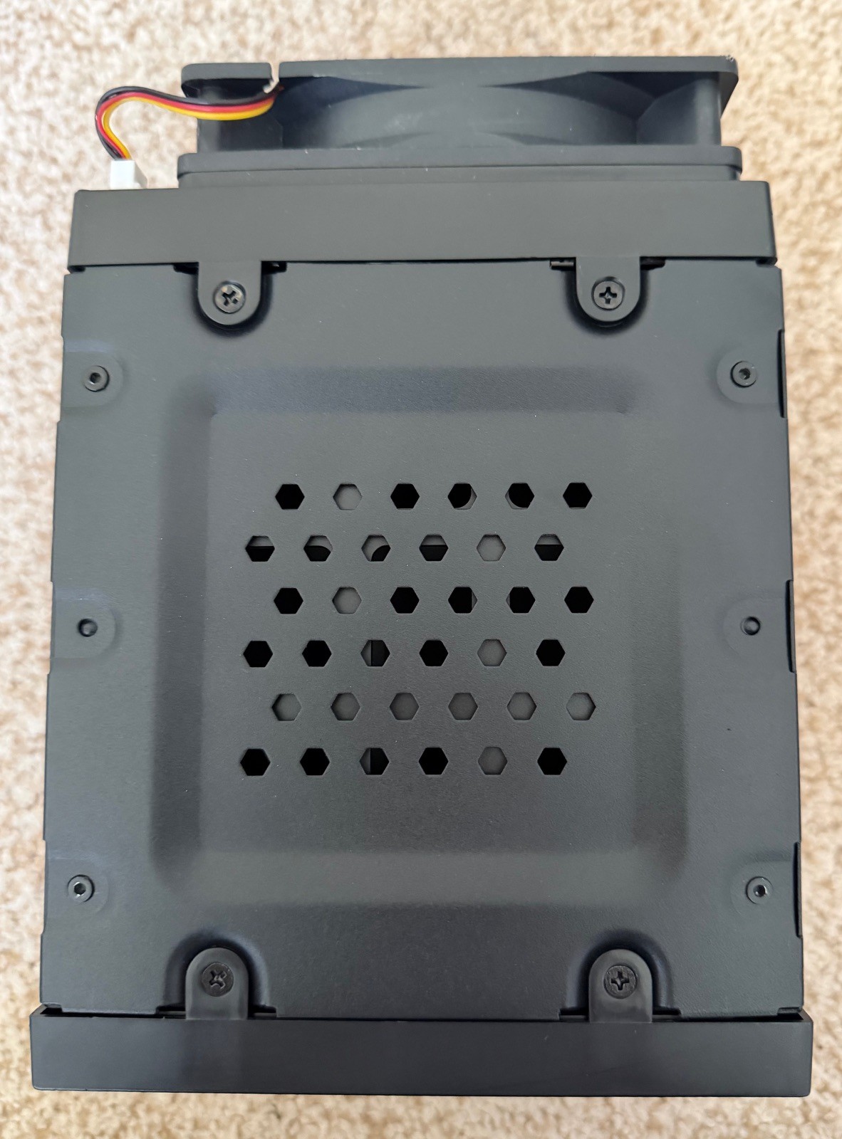 ROSEWILL INTERNAL 4 BAY HARD DRIVE ENCLOSURE HOT SWAP RSV-SATA-CAGE-34 SATA