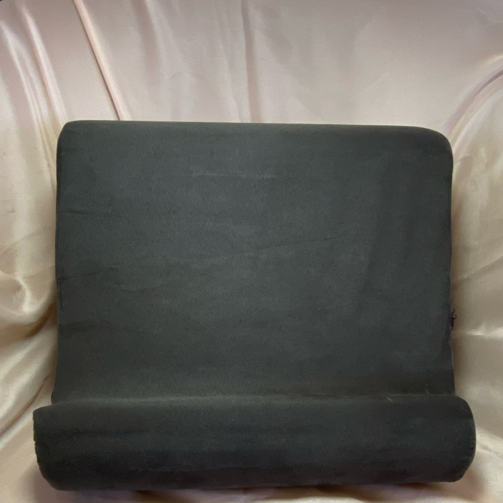 Pillow Pad Tablet Pillow Stand Freestanding Black Fabric Holder