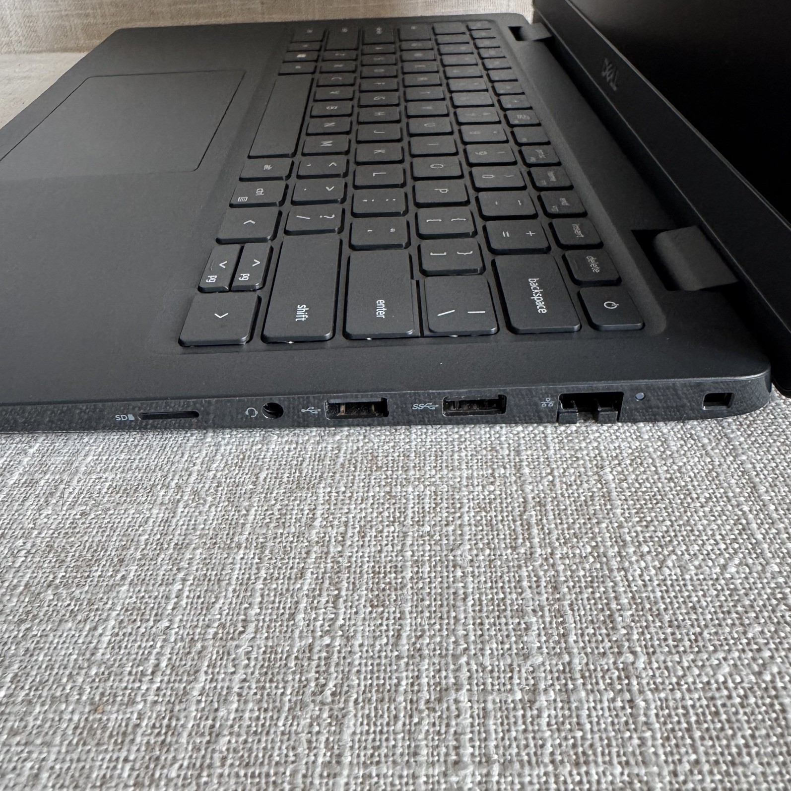 Dell Latitude 3420 | 14″ | i5-1135G7 | 8GB 256GB SSD | Win 11 Pro