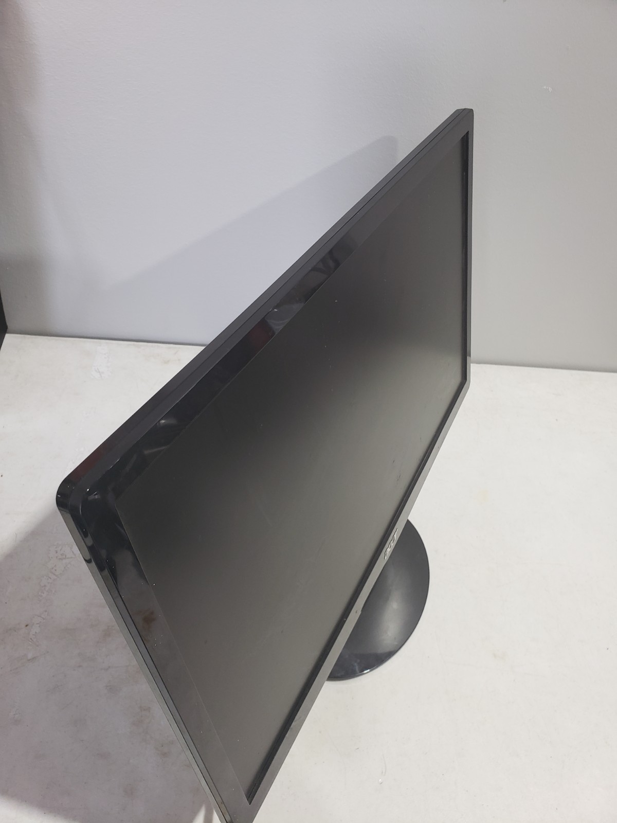Acer S202HL 20″ 1600 x 900 LCD Monitor w/ Stand & Power Adapter