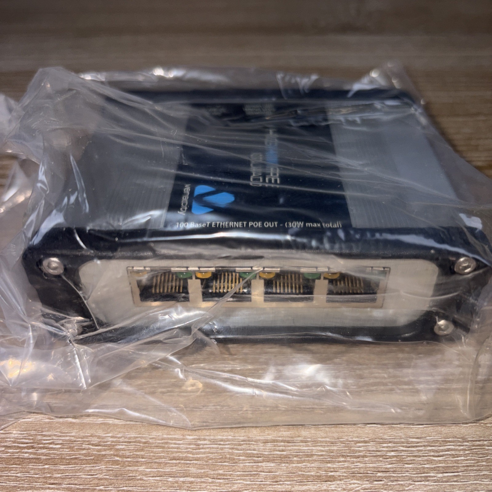 Veracity VHW-HWPS-C4 HIGHWIRE Powerstar Quad 4-Port PoE Switch Over Coax Cable